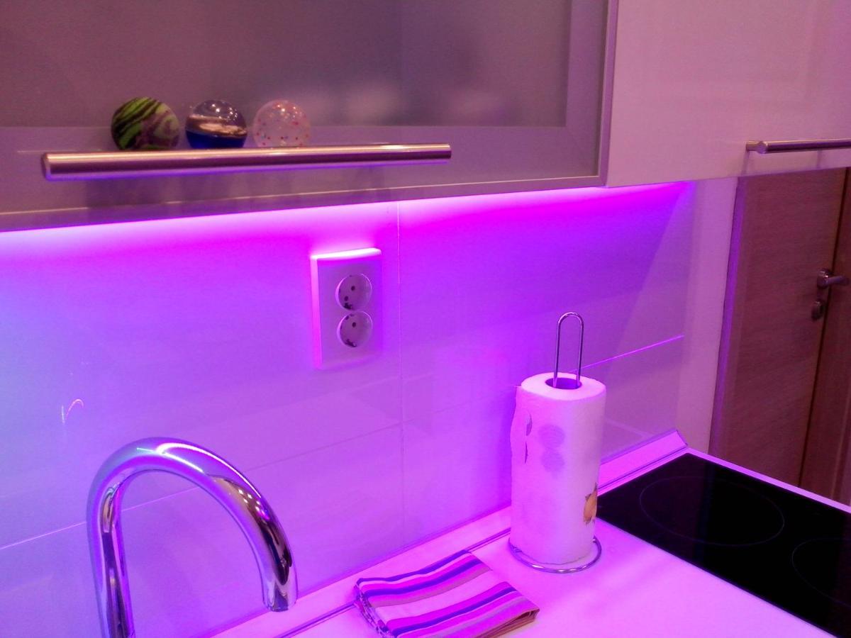 Apartmán Purple & Apple Green Split Exteriér fotografie