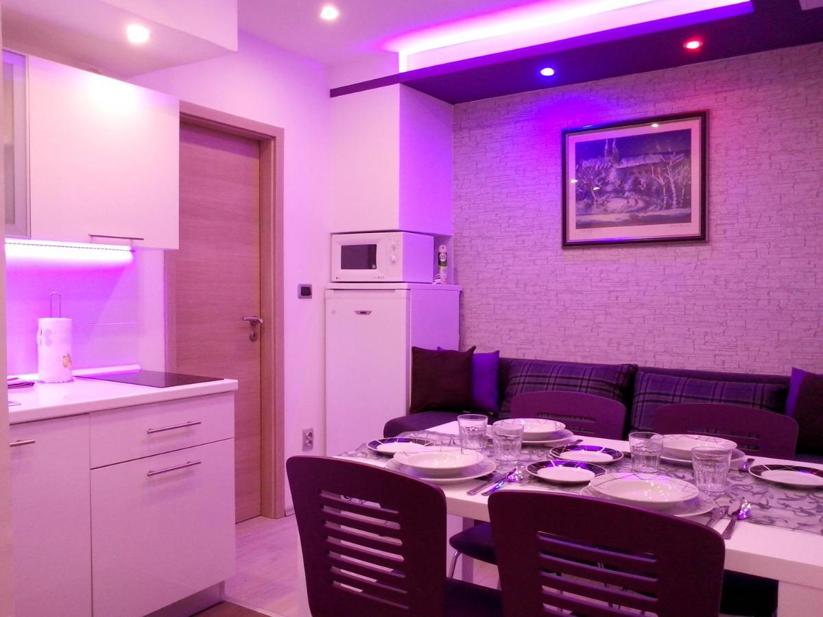 Apartmán Purple & Apple Green Split Exteriér fotografie